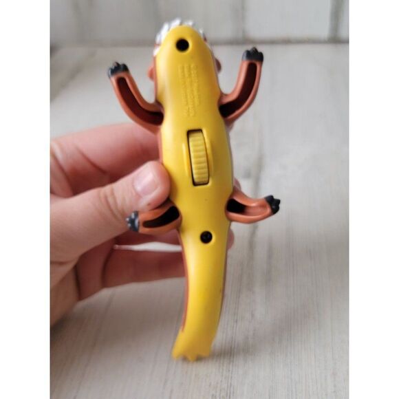 McDonald's Pokemon yungoos action toy figure angry - Picture 5 of 5